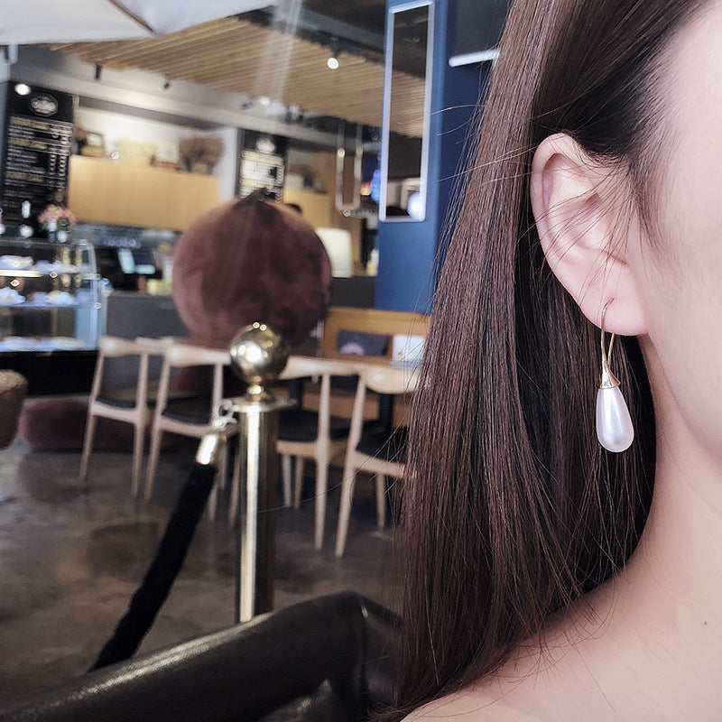 Waterdrop pearl simple Earrings